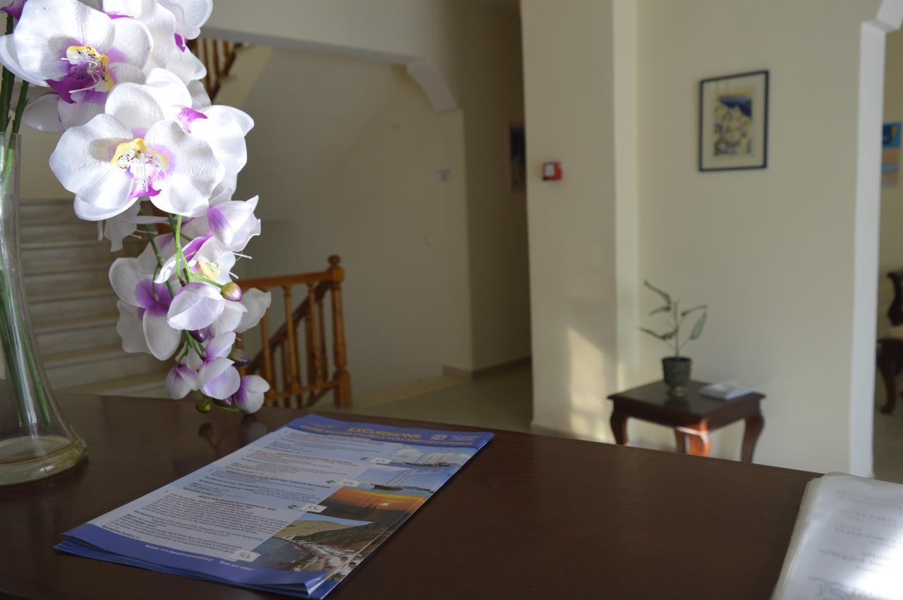 Kymata Hotel Kamári Eksteriør bilde